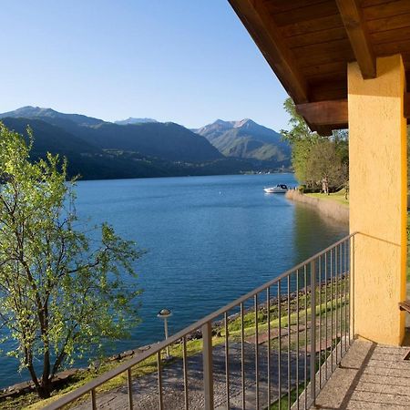 Violina Casa Vacanze Pettenasco Exteriér fotografie